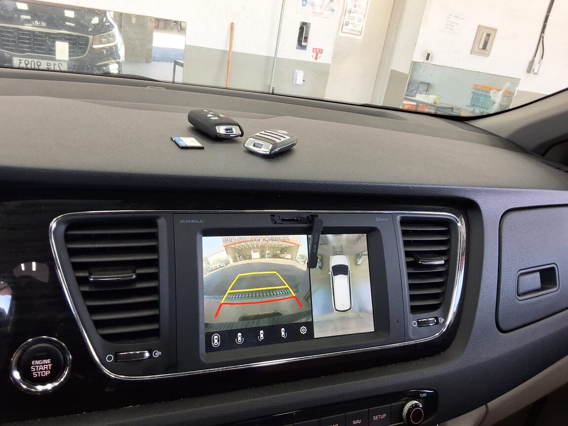 KIA THE NEW CARNIVAL 9-SEATER GASOLINE NOBLESSE SPECIAL 2019 - zdjęcie 18
