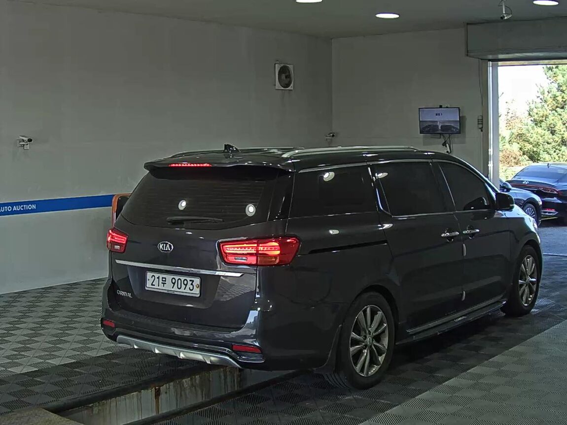KIA THE NEW CARNIVAL 9-SEATER GASOLINE NOBLESSE SPECIAL 2019 - zdjęcie 5