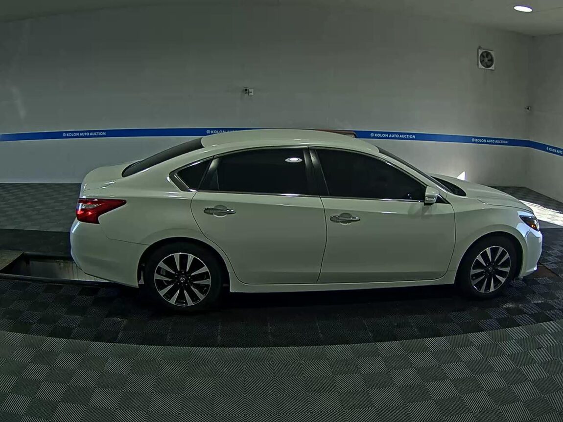 NISSAN ALTIMA (5TH GEN F/L) 2.5 SL 2017 - zdjęcie 4