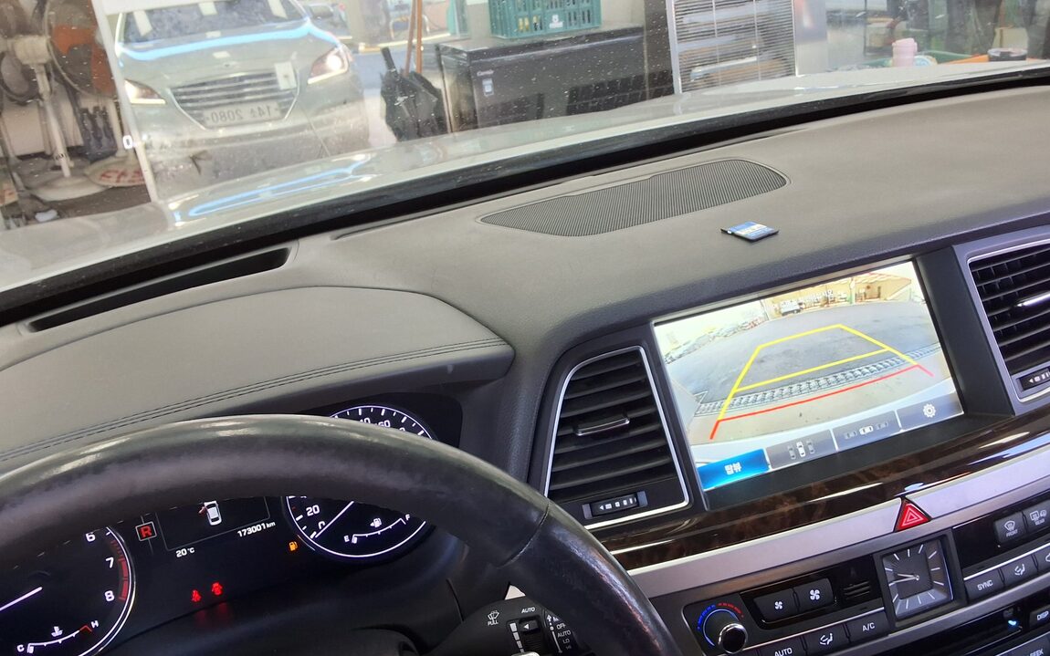 HYUNDAI GENESIS DH G330 AWD PREMIUM 2015 - zdjęcie 19