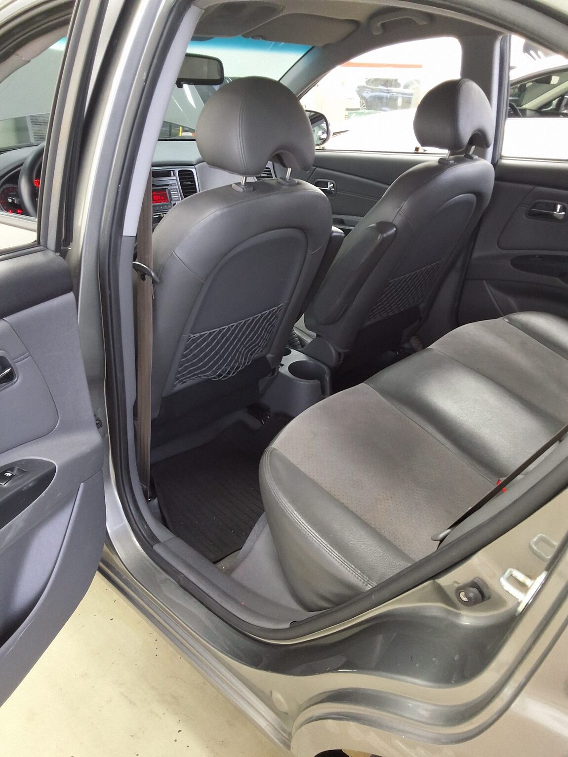 KIA PRIDE (NEW) 4-DOOR 1.6 CVVT SLX 2010 - zdjęcie 12