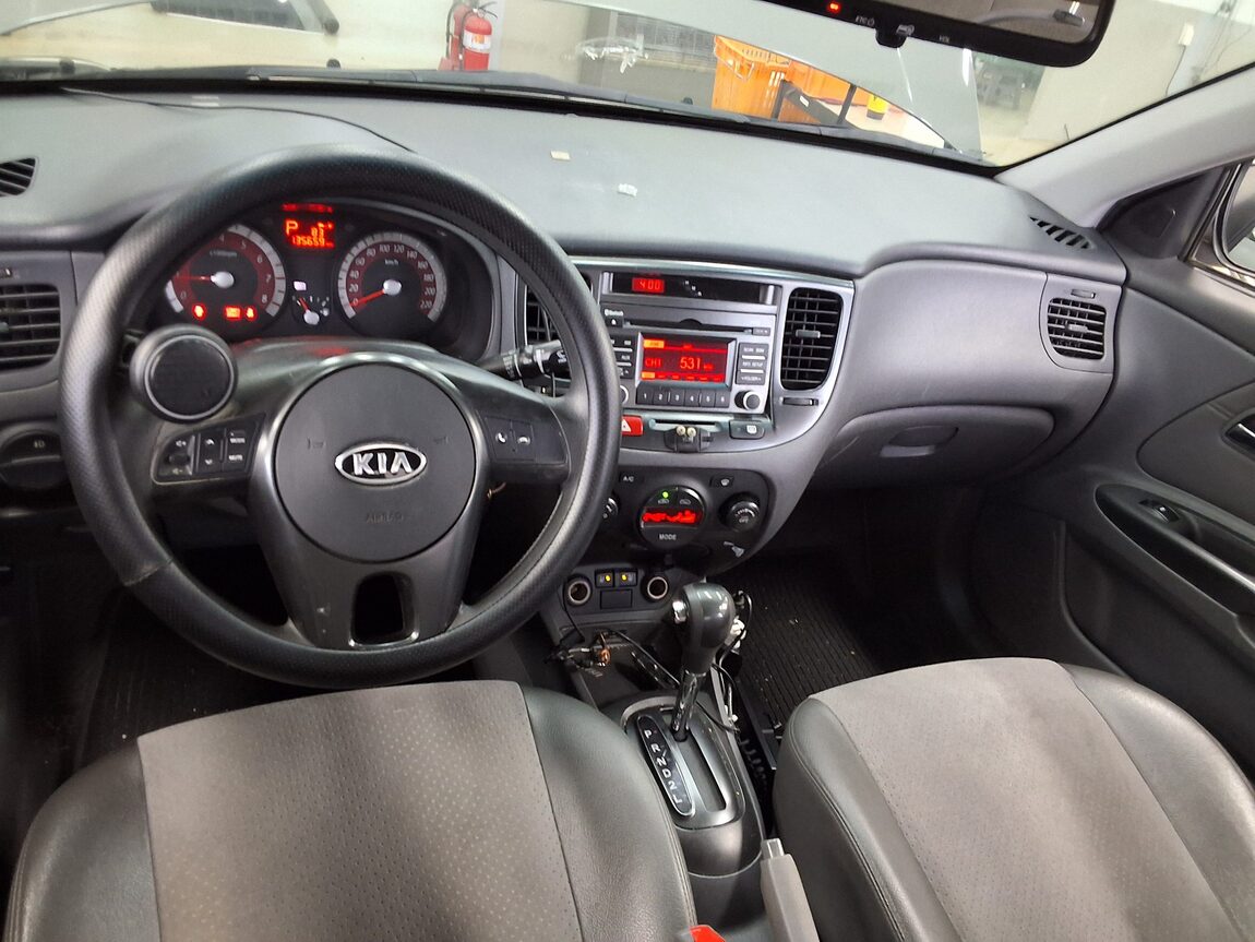 KIA PRIDE (NEW) 4-DOOR 1.6 CVVT SLX 2010 - zdjęcie 11