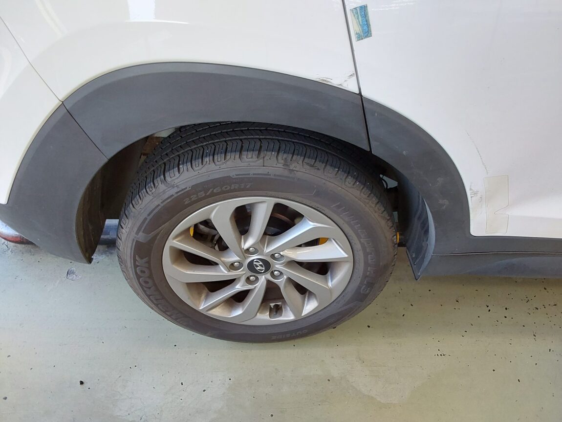 HYUNDAI ALL NEW TUCSON DIESEL 1.7 2WD MODERN 2016 - zdjęcie 24