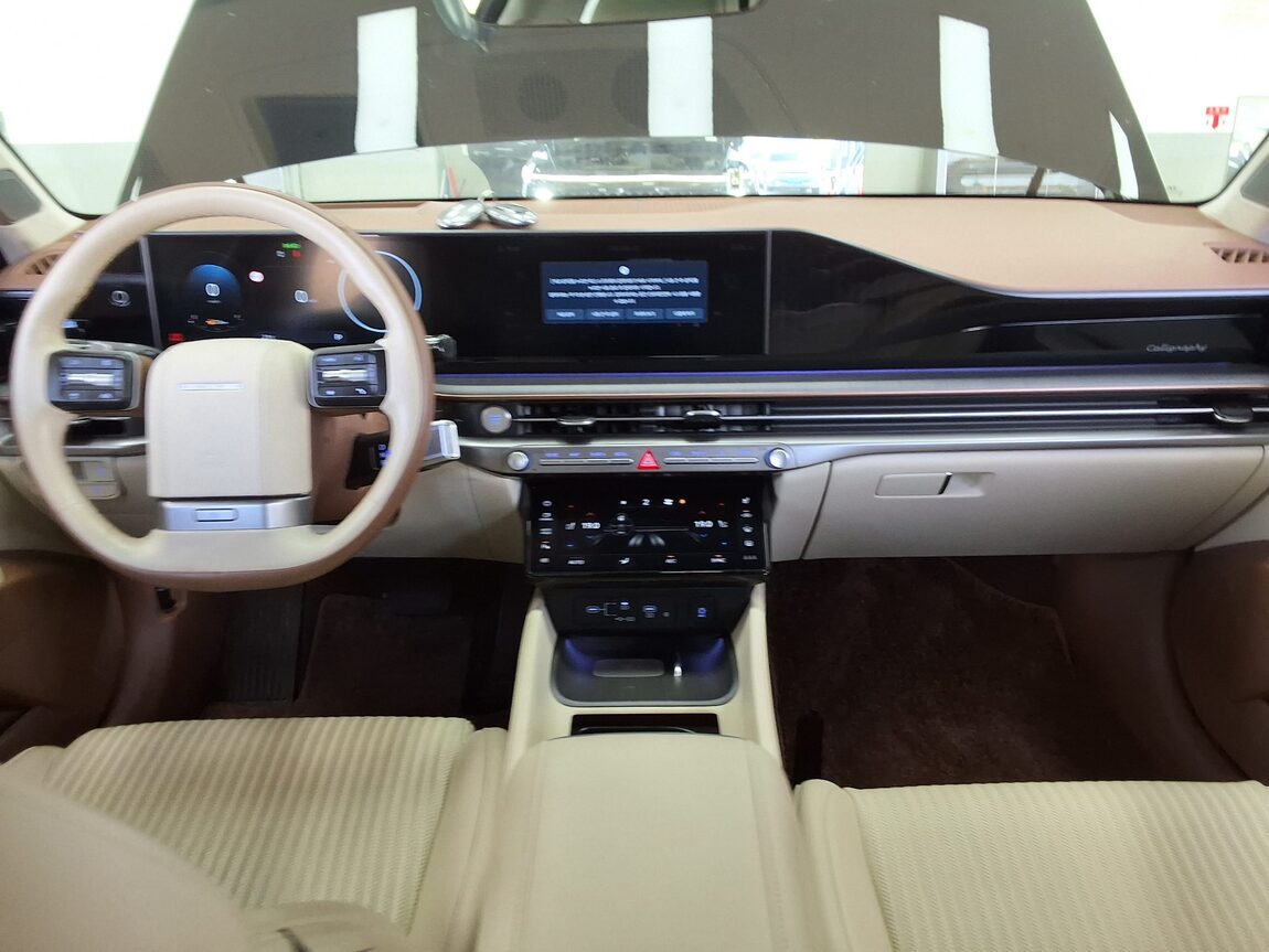 HYUNDAI THE ALL NEW GRANDEUR GASOLINE 3.5 2WD CALLIGRAPHY 2023 - zdjęcie 11